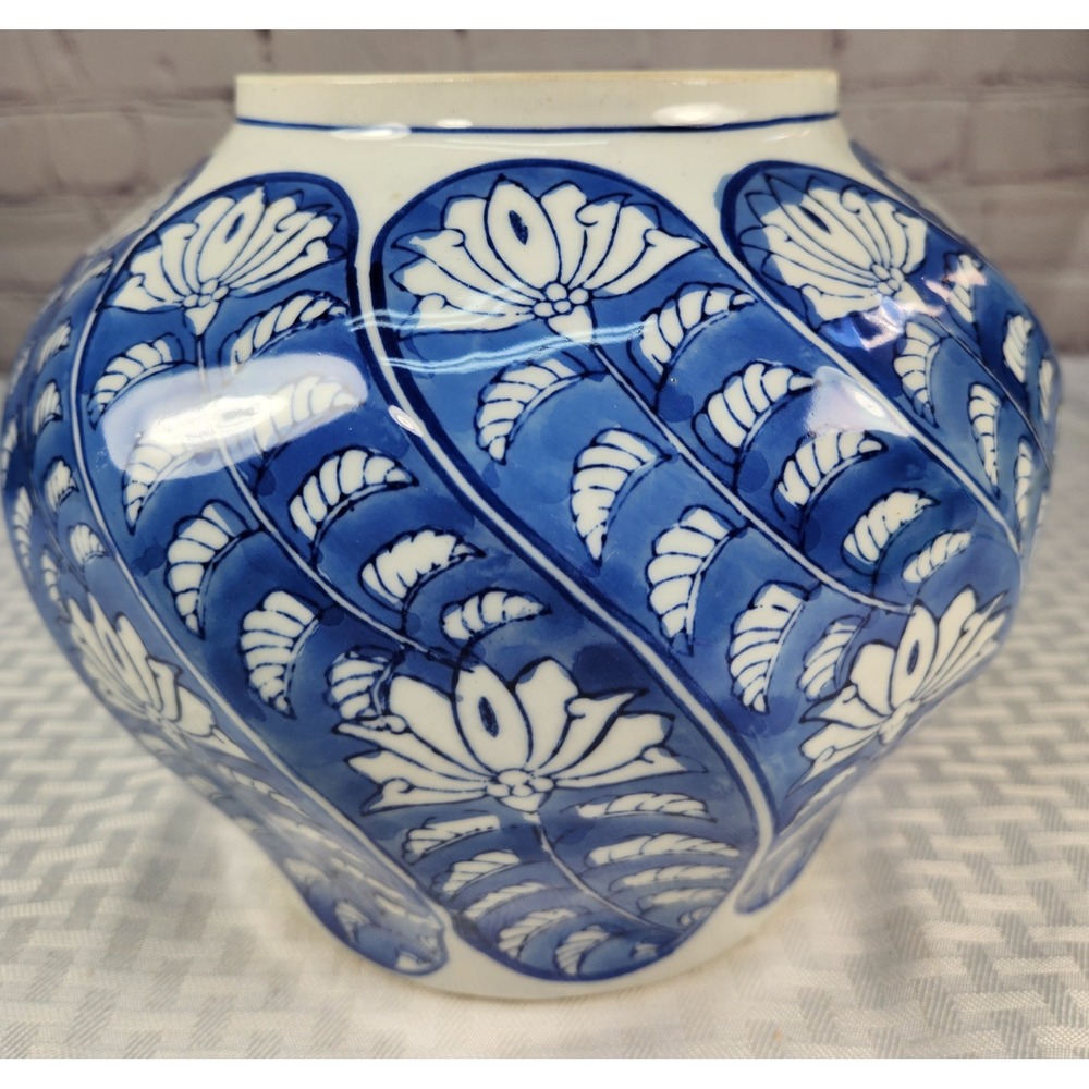 Vintage Chinese Porcelain Blue White Fishbowl Planter Vase Abstract Floral Leaf